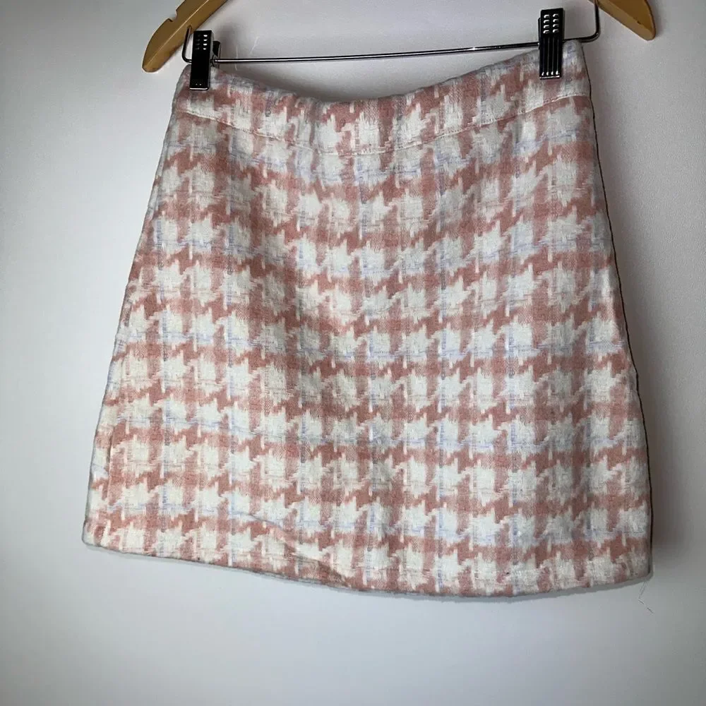 Pink houndstooth skirt set